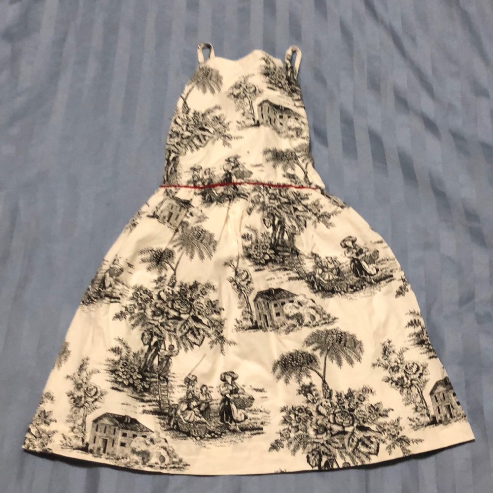 Girls dress 4/5 with adjustable straps